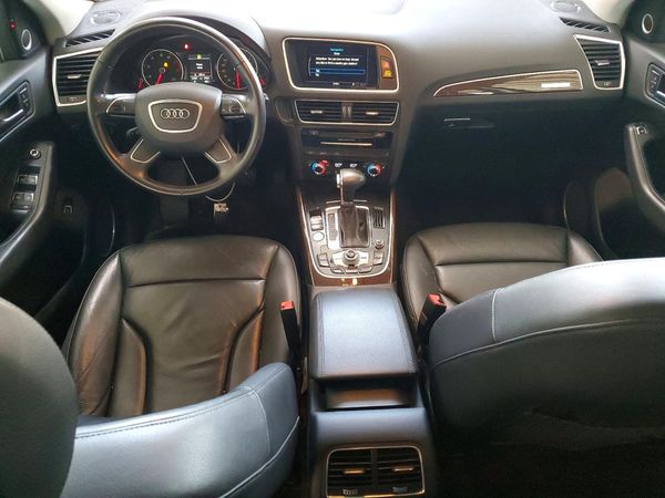 2016 AUDI Q5 quattro Premium Plus