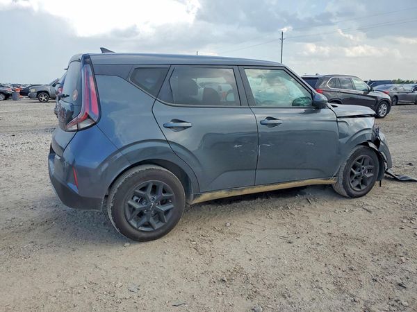 2025 KIA SOUL LX, S