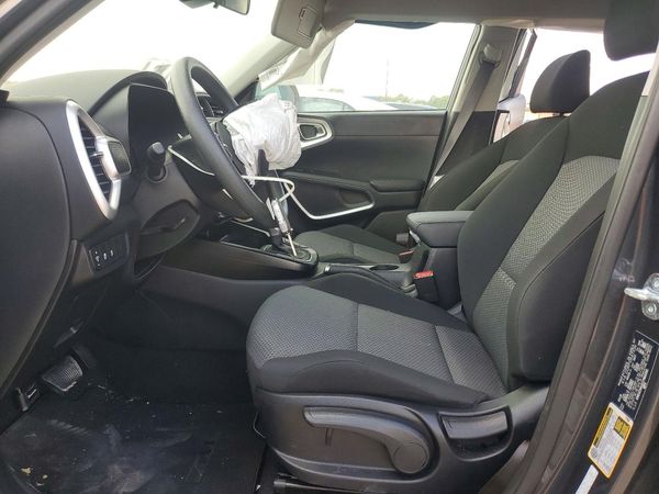 2025 KIA SOUL LX, S