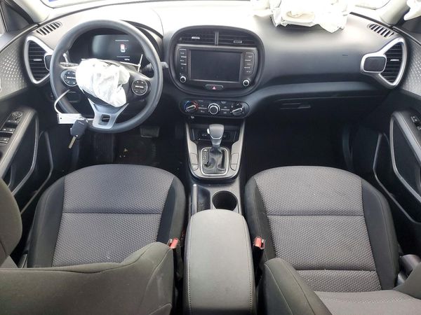 2025 KIA SOUL LX, S