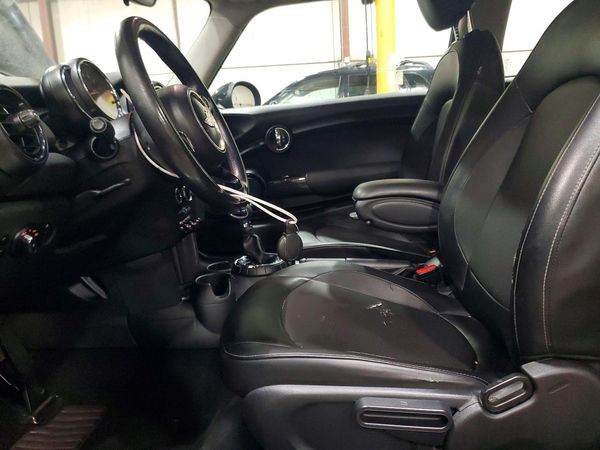 2015 MINI COOPER