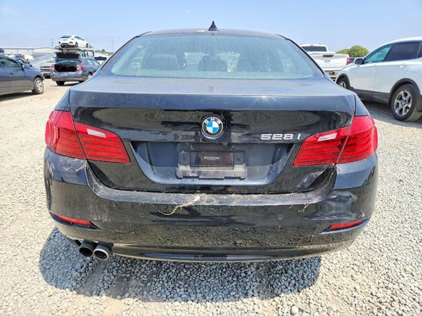 2015 BMW 528