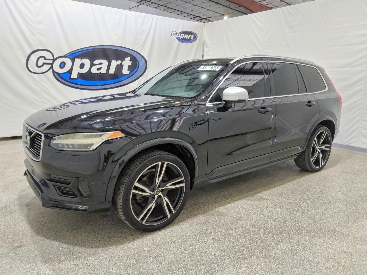 2017 VOLVO XC90 R-Design