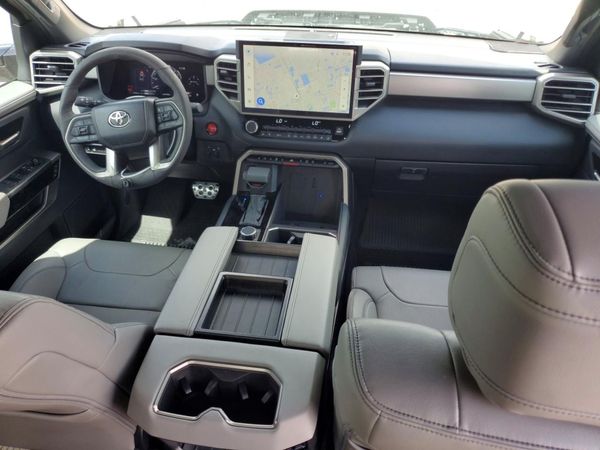 2026 TOYOTA TUNDRA
