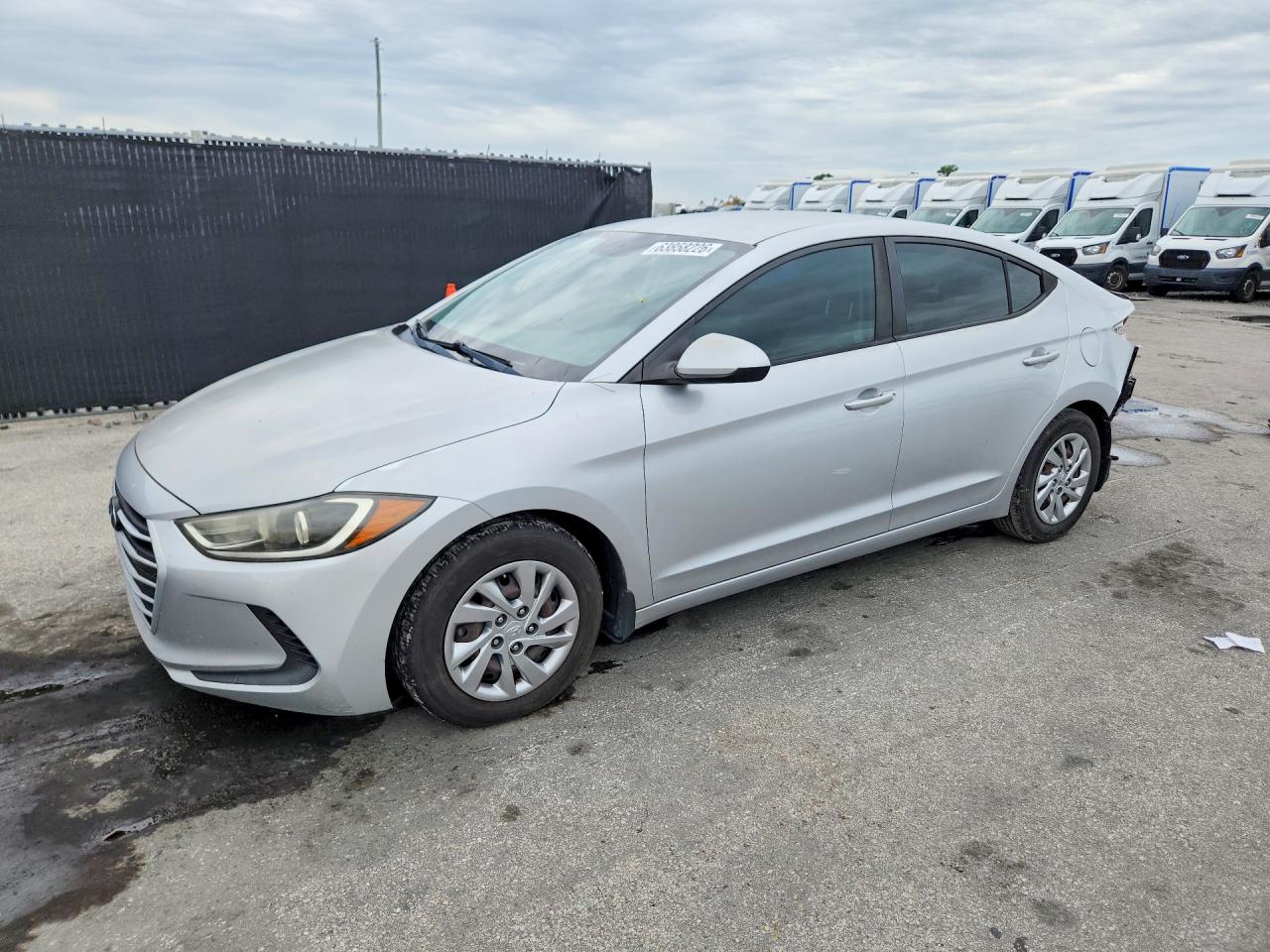 2018 HYUNDAI ELANTRA SE