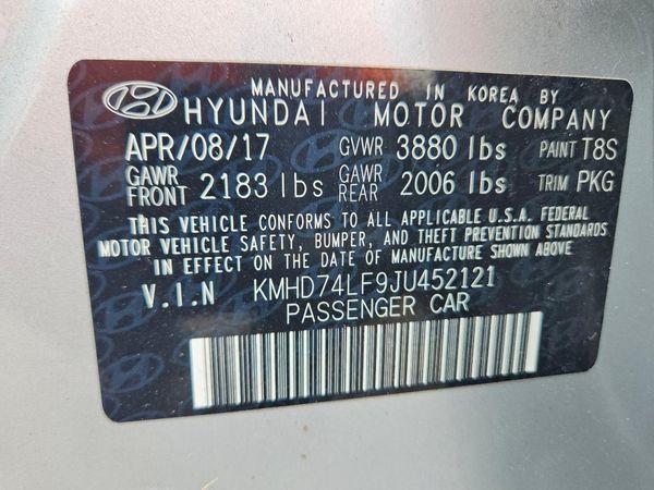 2018 HYUNDAI ELANTRA SE