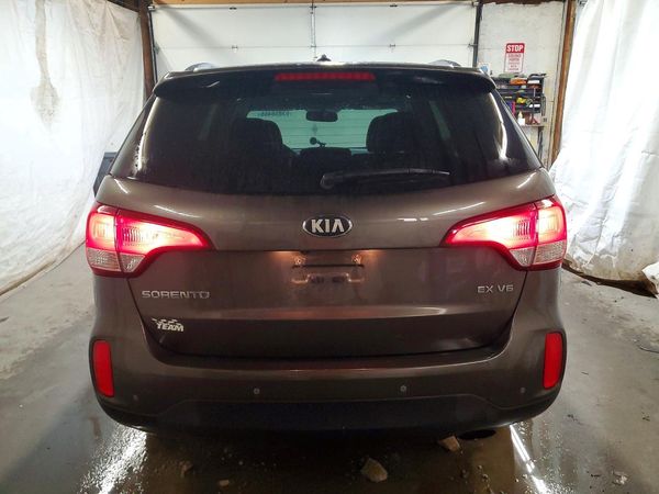 2015 KIA SORENTO GLS