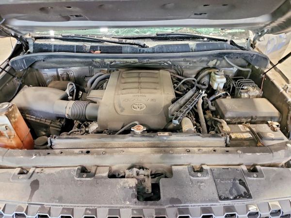 2018 TOYOTA TUNDRA SR/SR5