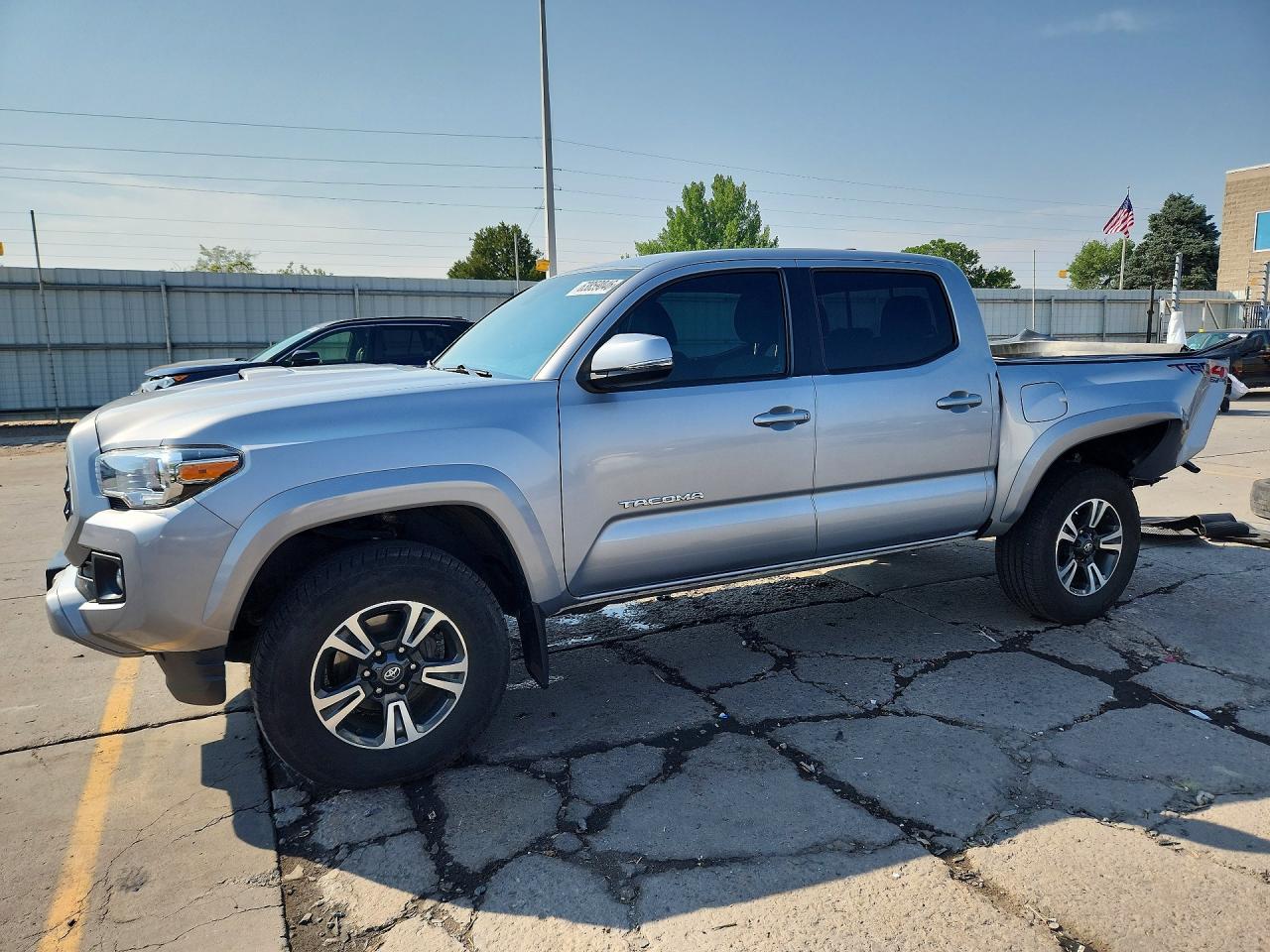 2018 TOYOTA TACOMA