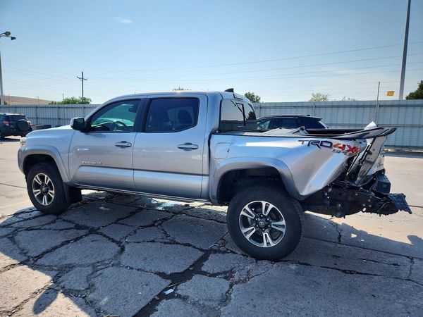 2018 TOYOTA TACOMA