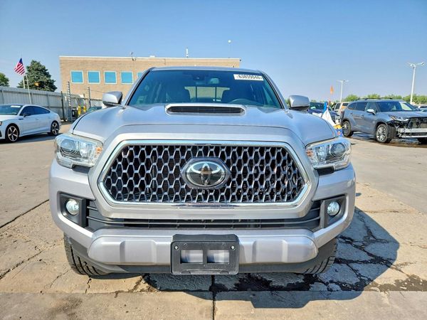 2018 TOYOTA TACOMA