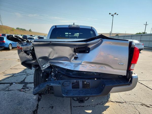 2018 TOYOTA TACOMA