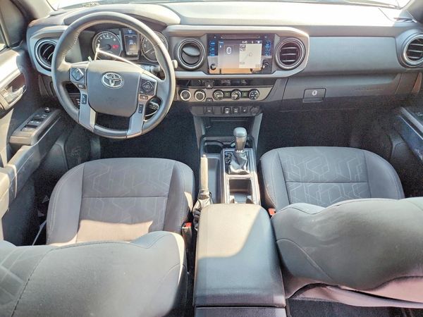 2018 TOYOTA TACOMA