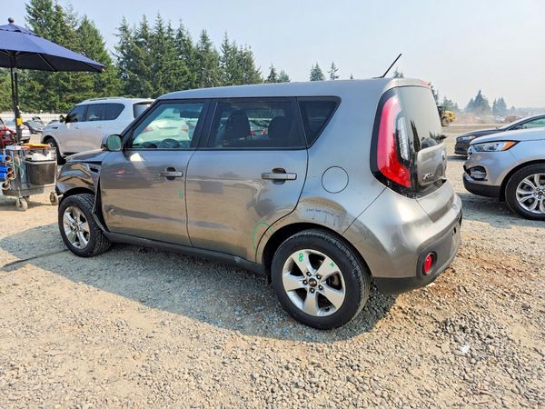 2019 KIA SOUL Base