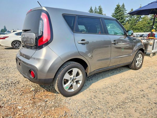 2019 KIA SOUL Base