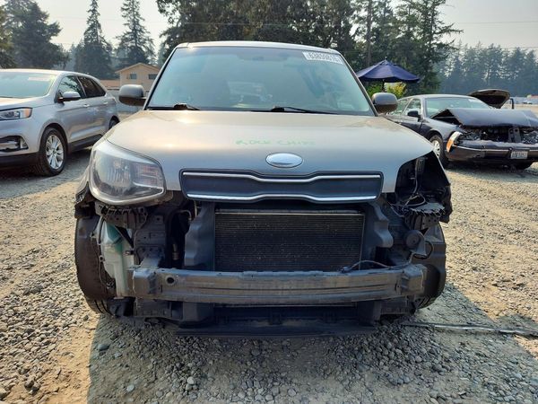2019 KIA SOUL Base