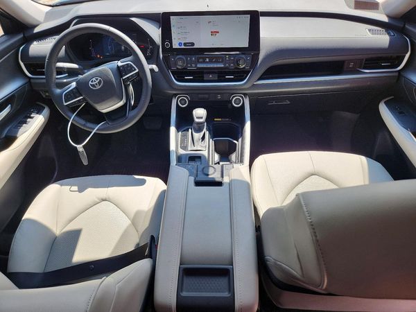 2026 TOYOTA GRAND HIGHLANDER