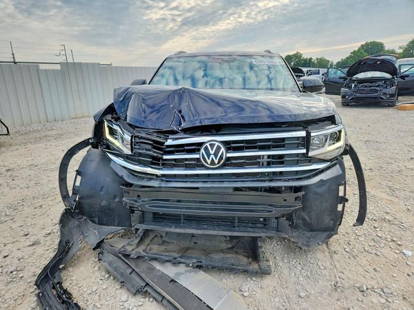 2021 VOLKSWAGEN ATLAS CROSS SPORT 4Motion SE