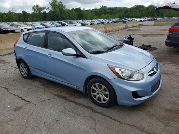 2012 HYUNDAI ACCENT