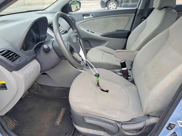 2012 HYUNDAI ACCENT