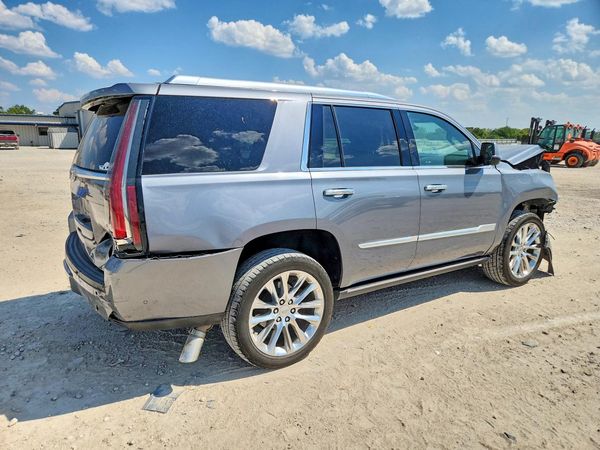 2020 CADILLAC ESCALADE Platinum