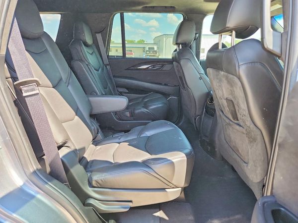 2020 CADILLAC ESCALADE Platinum