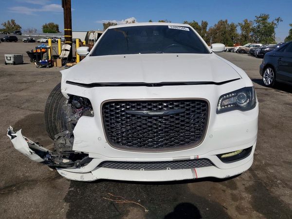 2017 CHRYSLER 300 300S