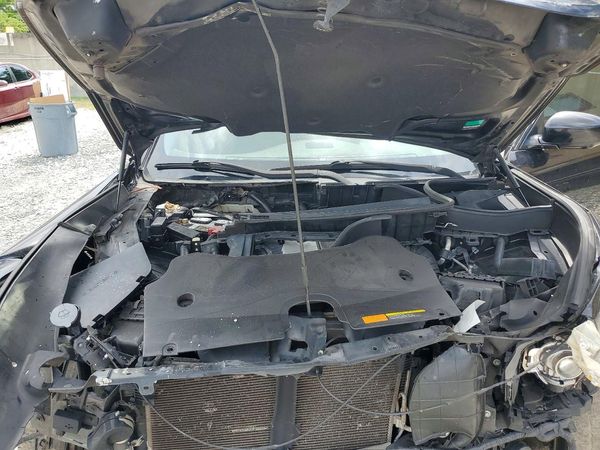 2015 INFINITI QX70