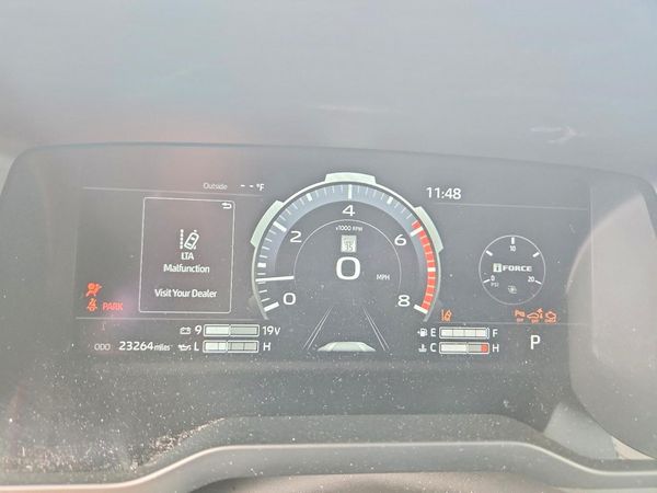 2025 TOYOTA TUNDRA Platinum