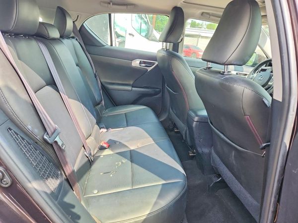 2013 LEXUS CT 200h