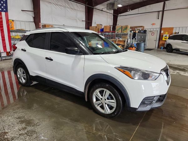 2019 NISSAN KICKS