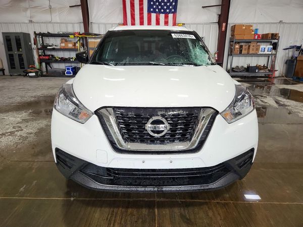 2019 NISSAN KICKS