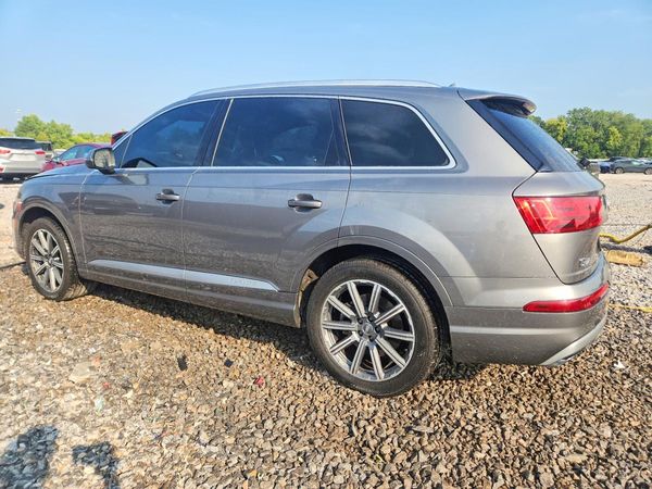 2017 AUDI Q7 quattro Premium Plus