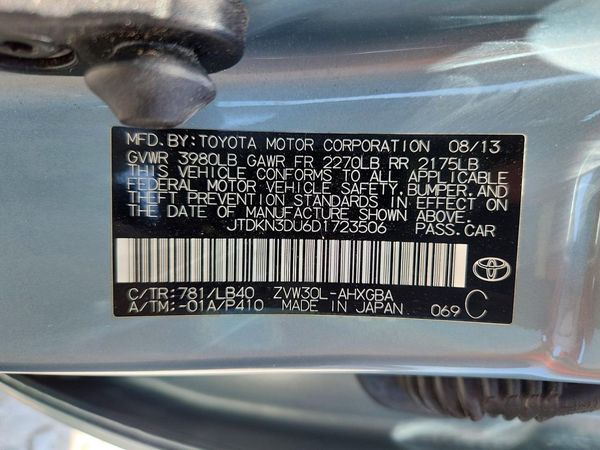 2013 TOYOTA PRIUS