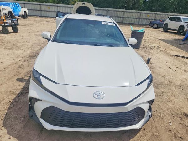 2025 TOYOTA CAMRY