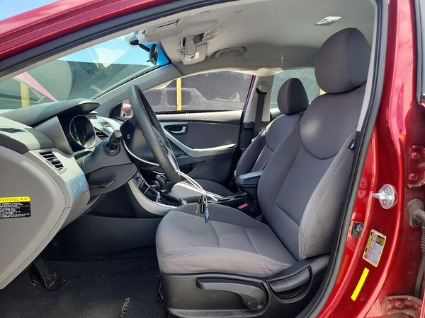 2015 HYUNDAI ELANTRA
