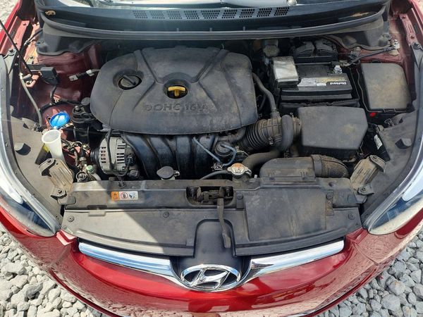 2015 HYUNDAI ELANTRA