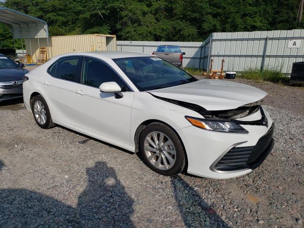 2023 TOYOTA CAMRY