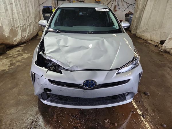 2022 TOYOTA PRIUS