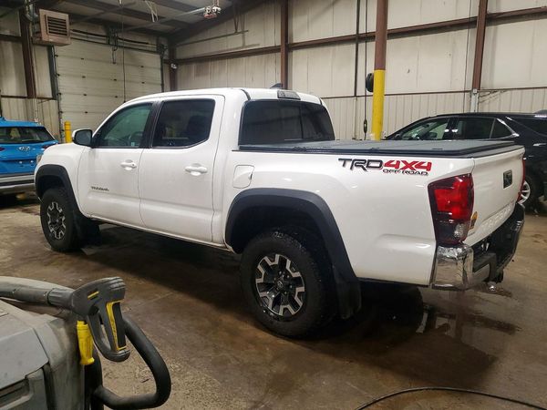 2019 TOYOTA TACOMA SR5