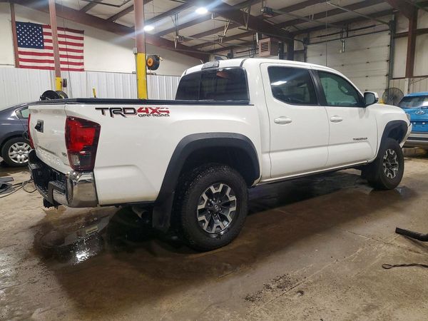 2019 TOYOTA TACOMA SR5