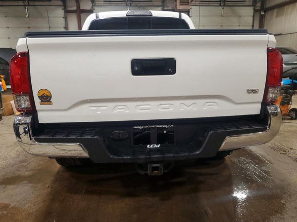 2019 TOYOTA TACOMA SR5