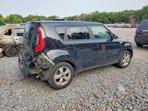 2017 KIA SOUL Base