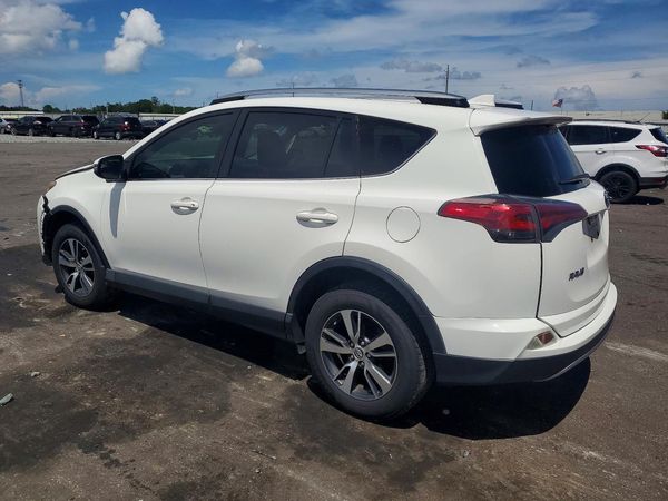 2017 TOYOTA RAV4 XLE