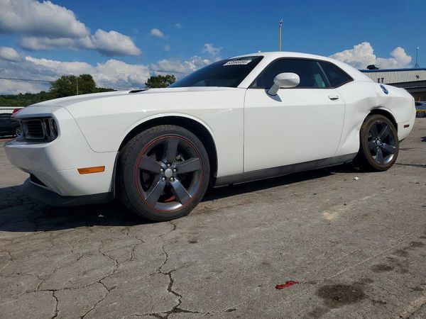 2013 DODGE CHALLENGER Base