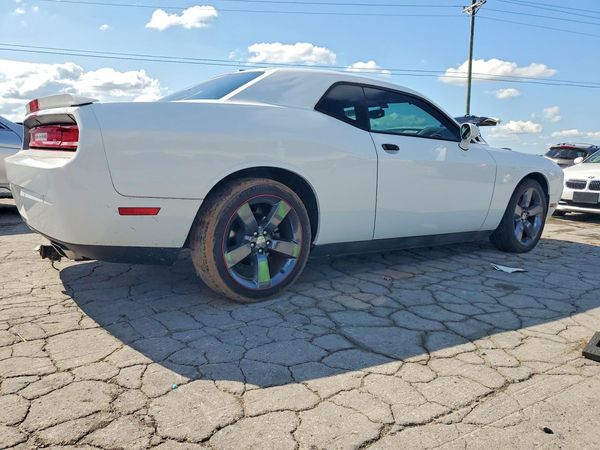 2013 DODGE CHALLENGER Base