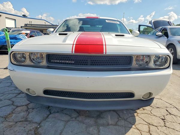 2013 DODGE CHALLENGER Base