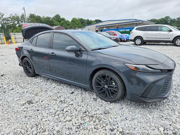2025 TOYOTA CAMRY