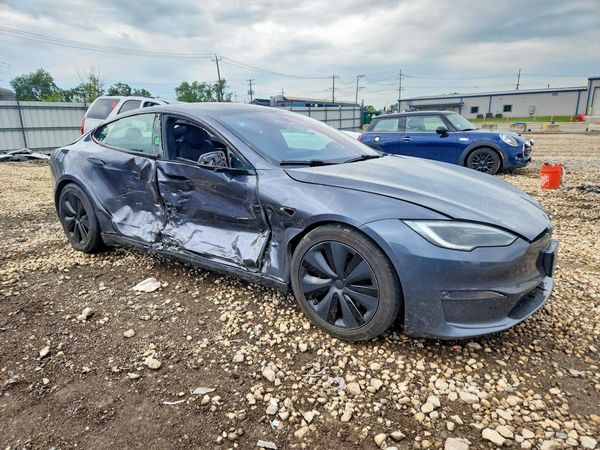 2022 TESLA MODEL S