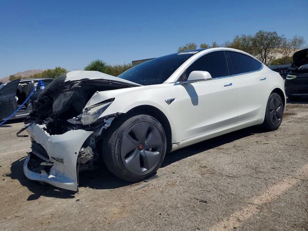 2019 TESLA MODEL 3 — Front 3/4